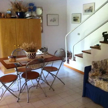 Costa Smeralda Bounganwille Feriehus