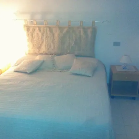 Costa Smeralda Bounganwille Feriehus Portisco